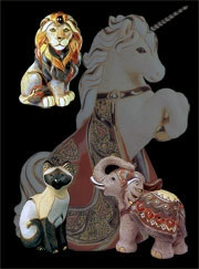 Великолепный выбор керамических фигурок животных - домашних и диких. Каждая фигурка имеет  неповторимый и оригинальный вид, расписывается вручную. Керамическая фигурка - это прекрасный сувенир-подарок, который будет уместен для любого праздника.